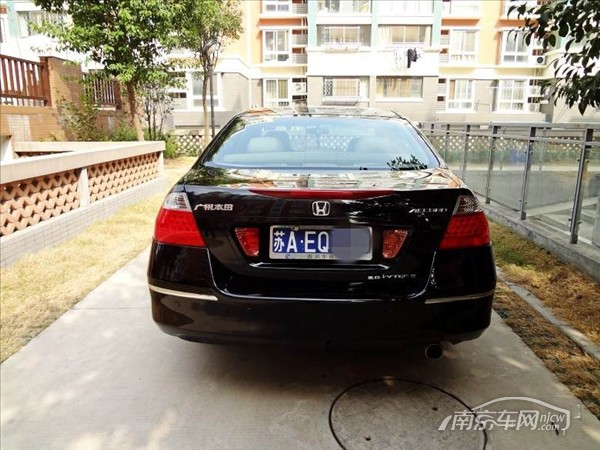 转让07年七代半本田雅阁2.0升手动