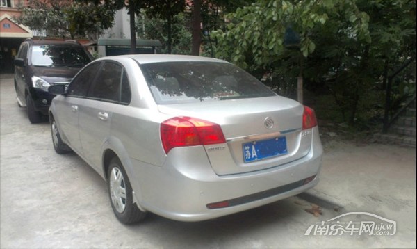 别克凯越2012款