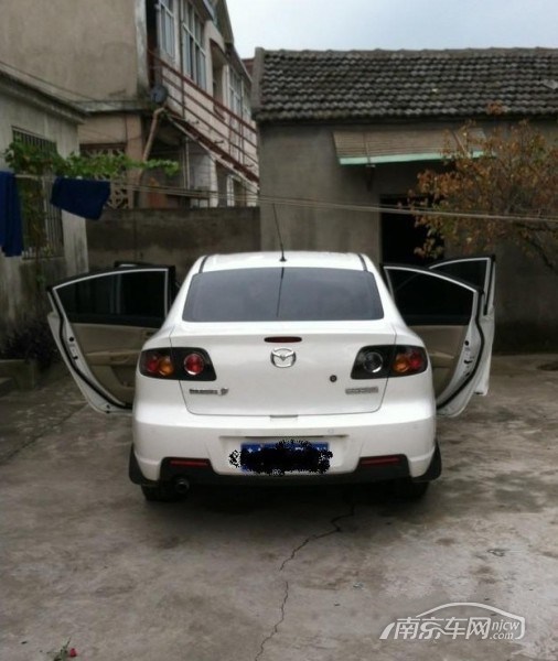 出售个人家用马自达3