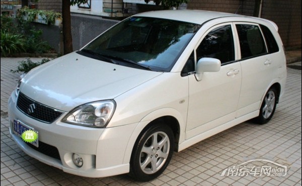 【2011新款铃木利亚纳两厢准新车_兰州远东新