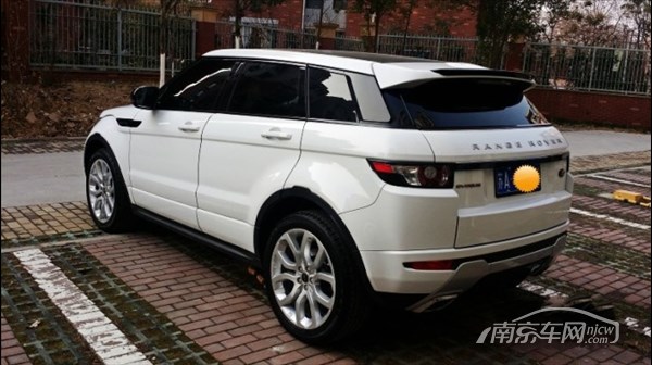 新款路虎揽胜极光