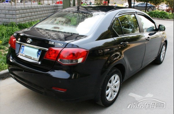 长城腾翼C30豪华型家用轿车
