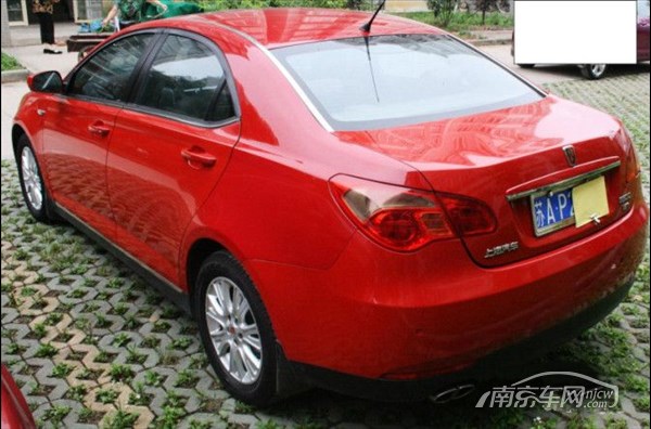 上海汽车荣威550 1.8T手动顶配