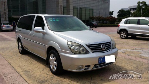 转让别克陆尊GL8商务车高配南京牌照