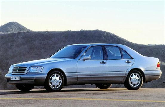 1999-2005年梅赛德斯 奔驰s级轿车(w220)